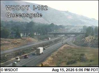 I-182 at MP 2.38: Queensgate Avenue