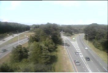 CAM 194 East Lyme I-95 NB Exit 76 - I-395