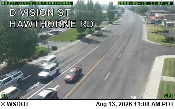 US 395 at MP 165.3: Hawthorne Rd