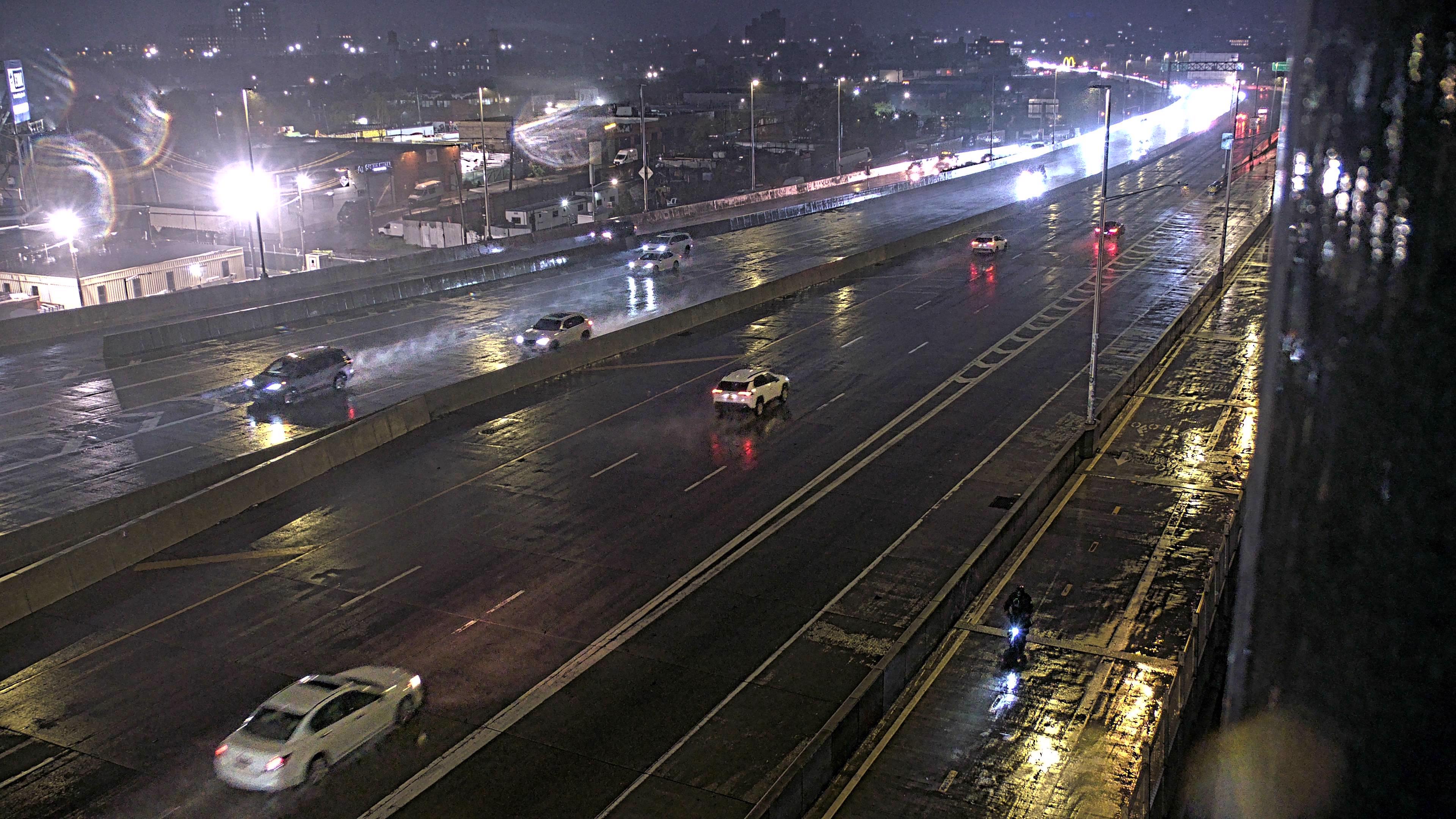 C2-BQE-30A_W_at_Stewrt_Ave_Kosc-Br