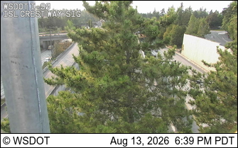 I-90 at MP 7.1: Island Crest Way Arterial