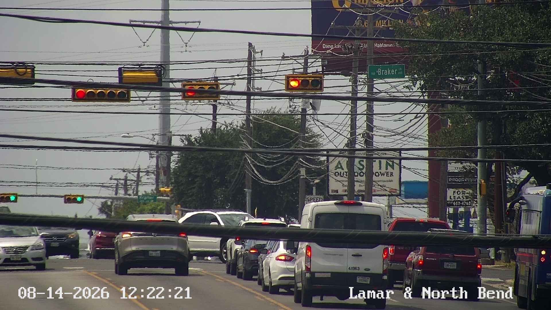  LAMAR BLVD / NORTH BEND DR