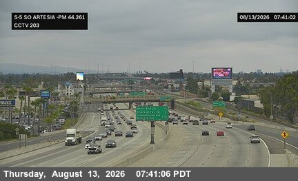 I-5 : (203) South of Artesia Boulevard