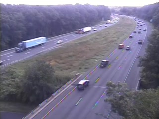 CAM 64 Southington I-84 WB E/O Exit 30 - W. Center St.